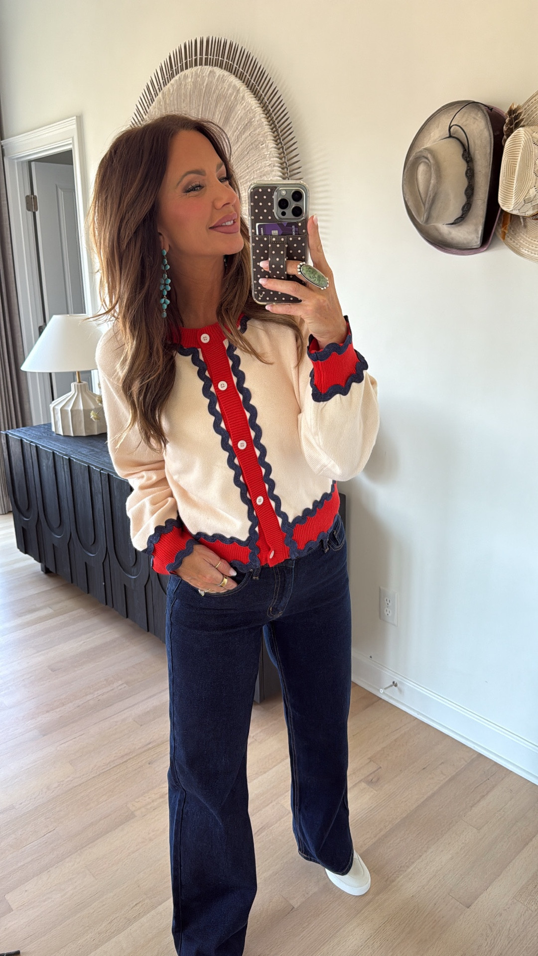 avara has the cutest stuff! i’m wearing a medium in both - runs tts. 

#LTKSaleAlert #LTKSeasonal #LTKFindsUnder100