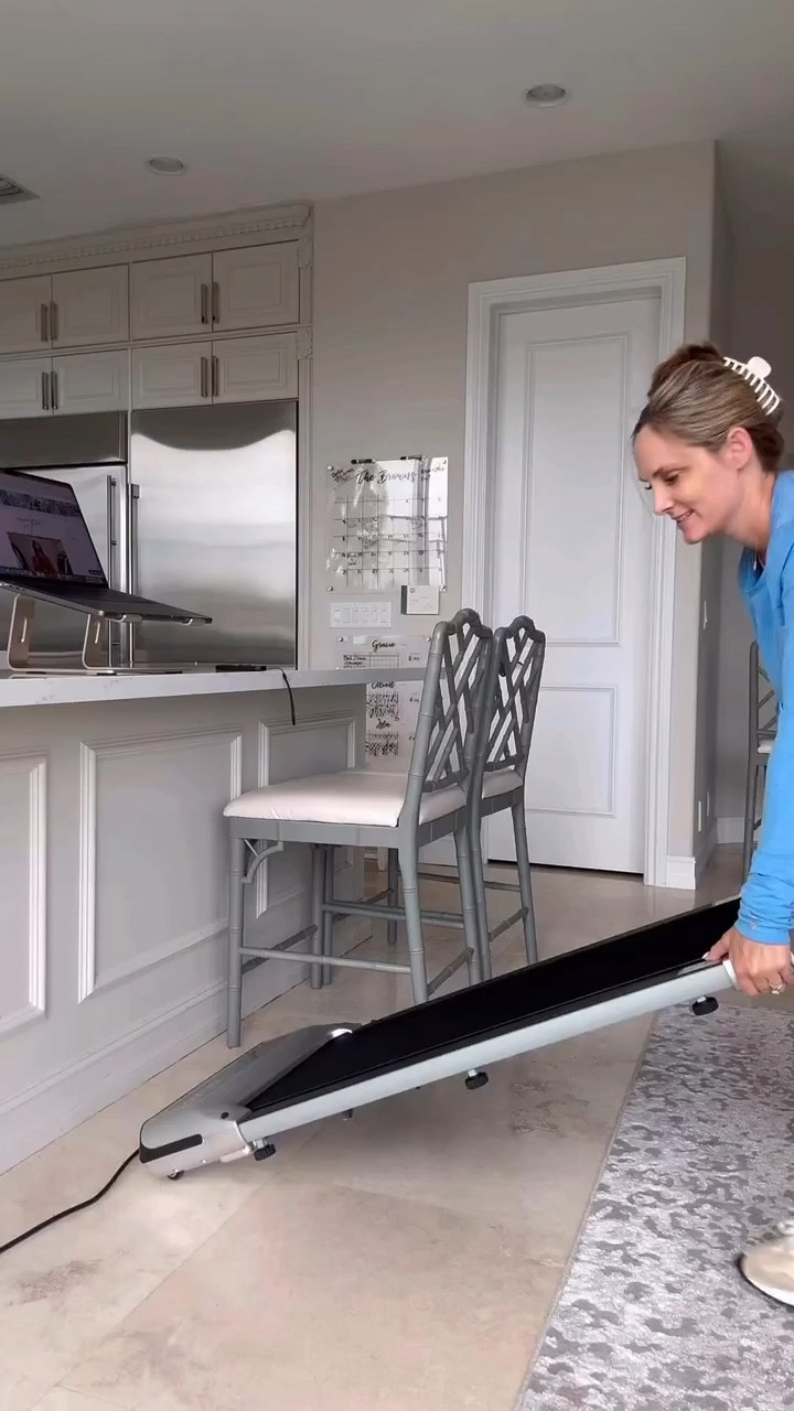 Love using my walking pad while answering some emails 💙

#LTKgrwm #LTKootd #LTKOver40