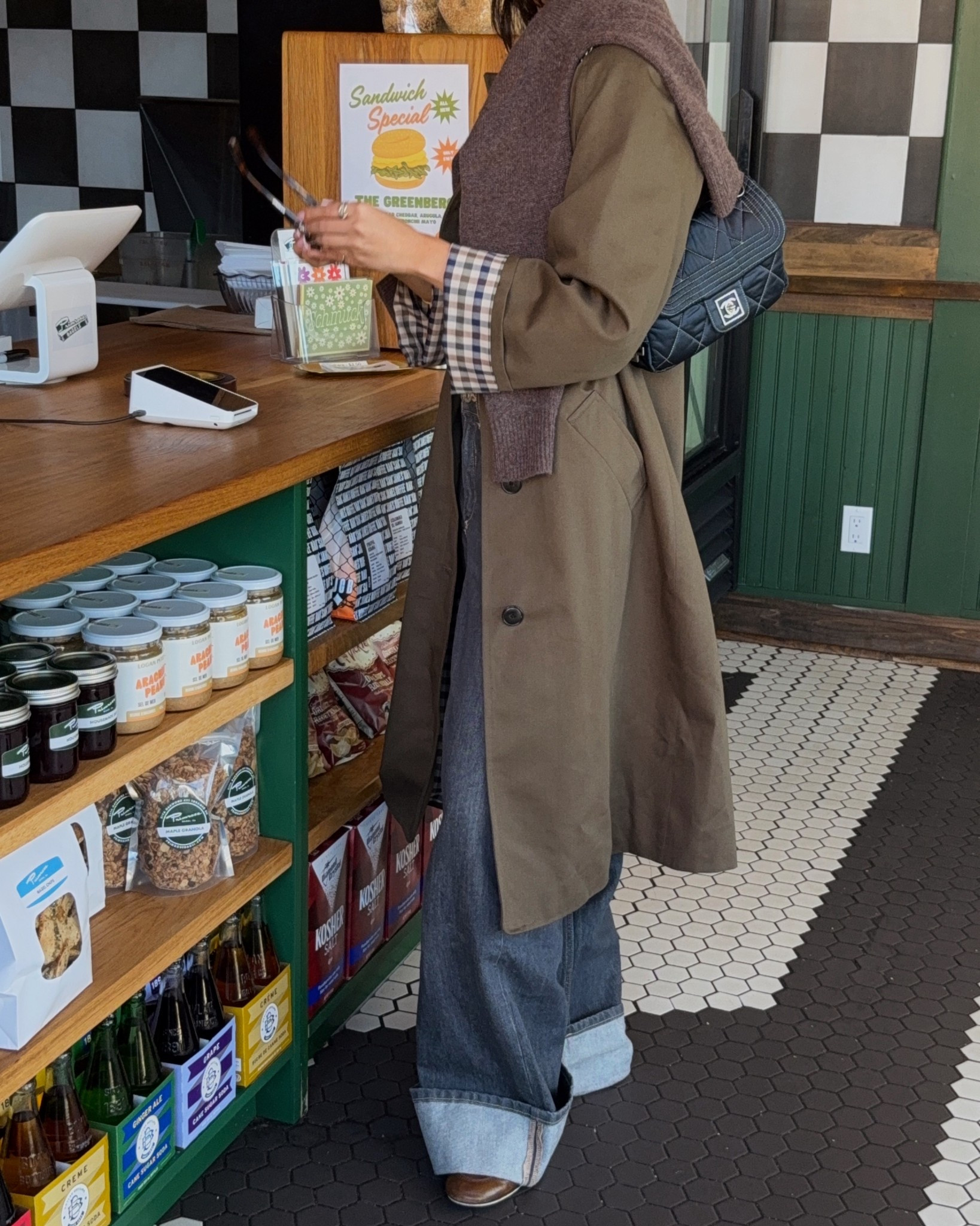 in my new fall trench from @sezane wearing a size 4 