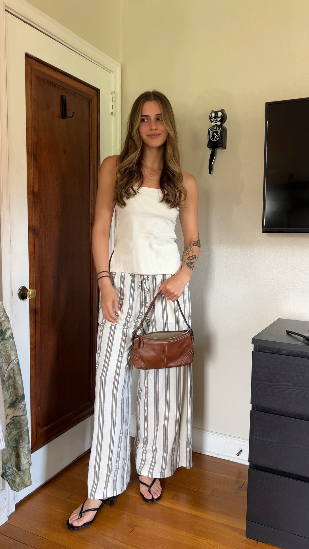 This is your sign to refresh your summer wardrobe 🌞🍓 Think effortless style, comfy fits, and major main character energy ✨

#SummerOOTD #LTKStyle #LTKOutfit #OutfitInspo #LTKSummer #EverydayStyle #GirlStyle #WhatToWear #SummerLookbook #StyleForYou #InMyLTK #OutfitIdeas

#LTKShoeCrush #LTKStyleTip #LTKFindsUnder100