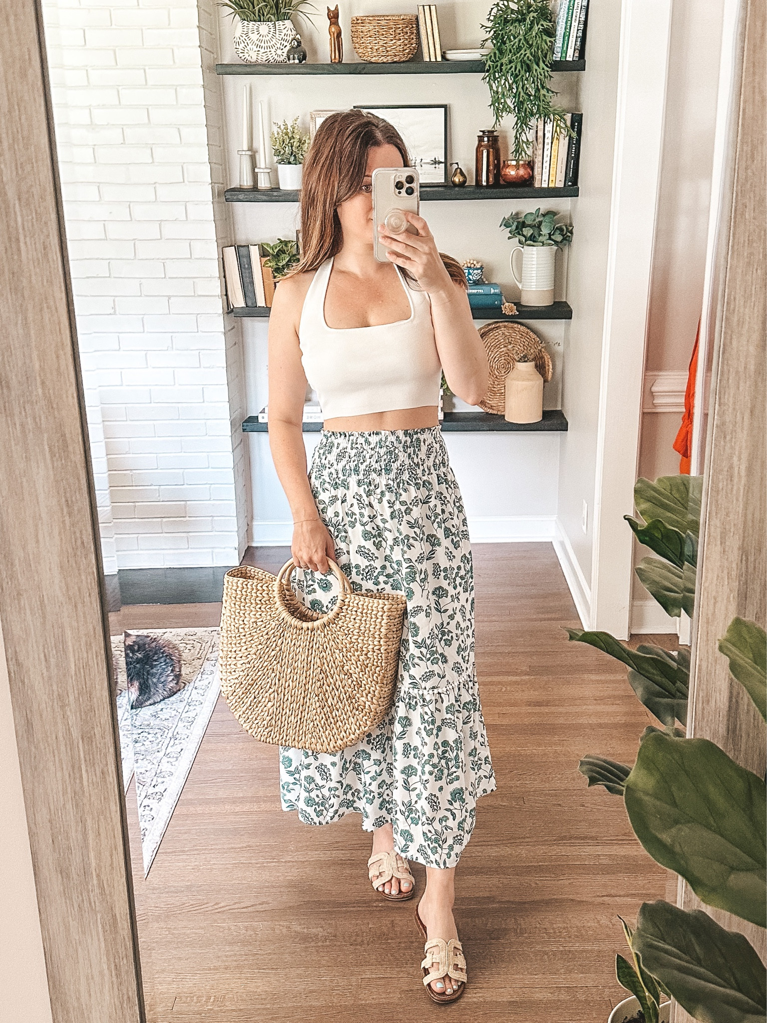 #founditonamazon #strawbag #midiskirt #strawtote #floralskirt #croptop #amazonskirt #amazonthedrop

#LTKstyletip #LTKunder50 #LTKsalealert