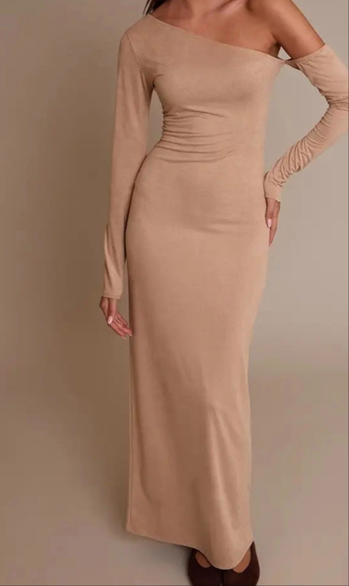 Sand faux maxi petite suede dress.Petite fashion. Petite style and outfits. For more petite tips and finds glambutfirstcoffee.com

#LTKPetite