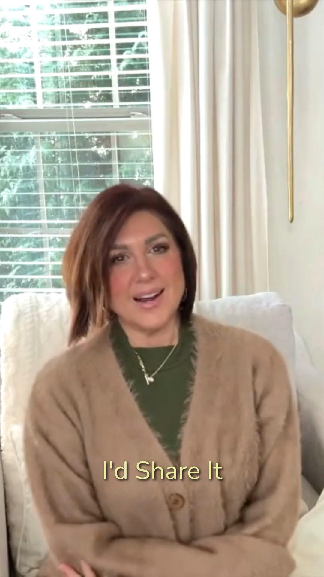 The sweater I live in + easy layering tops! 

Comment SHOP below to receive a DM with the link to this post on my LTK ⬇ https://liketk.it/5NpBK #ltkover40


#LTKOver40