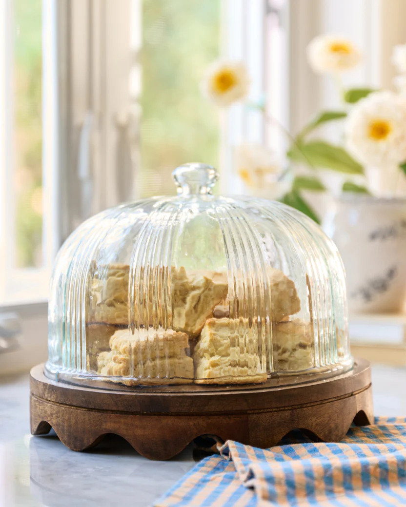 Wavy Edge Cake Stand + Fluted Dome | Magnolia