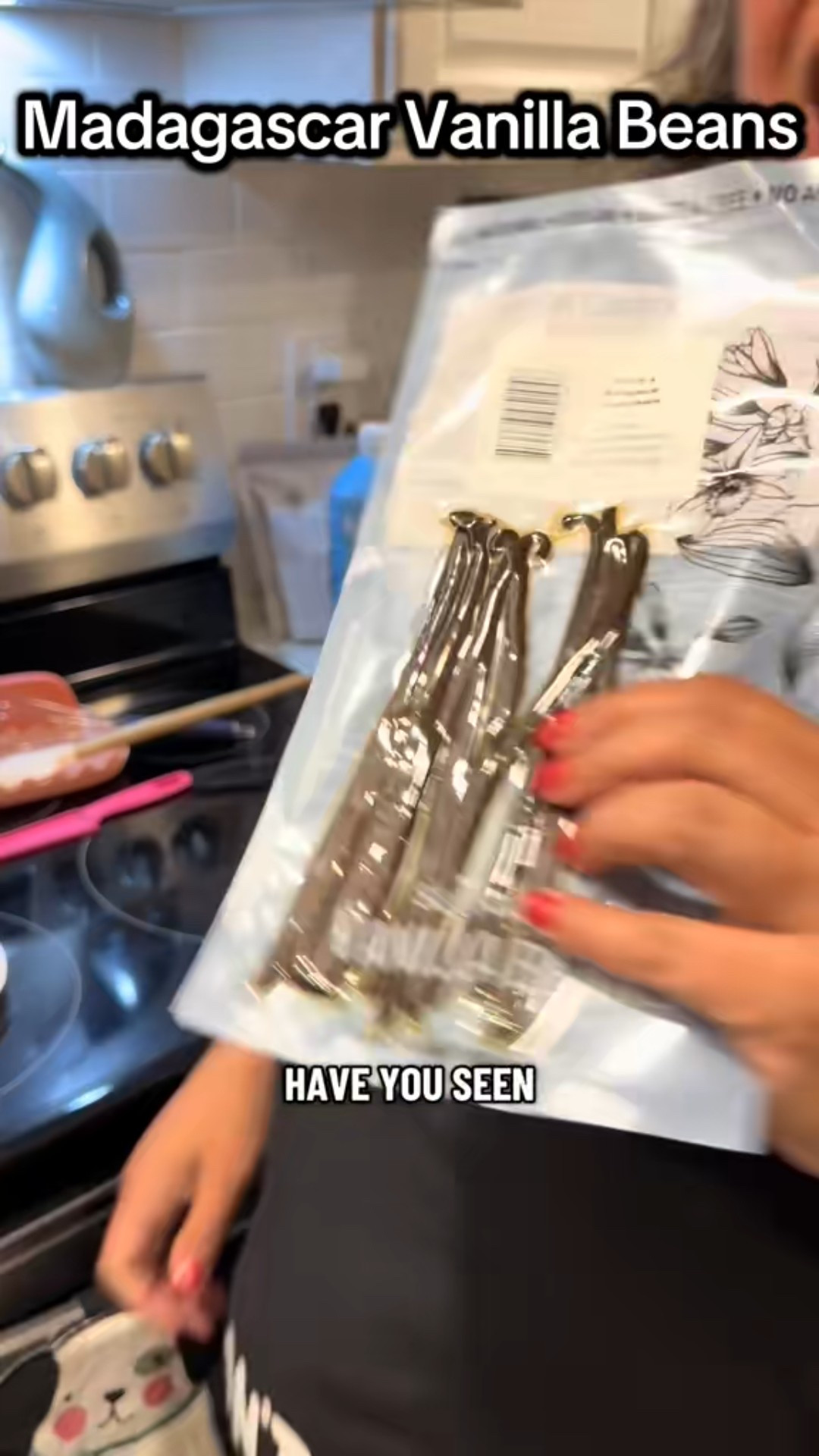 🌱 Split, scrape & stir! Use vanilla beans to upgrade shakes, yogurt & desserts. Steep leftover pods in coffee or milk for rich flavor. 🍨☕ 

#LTKHome