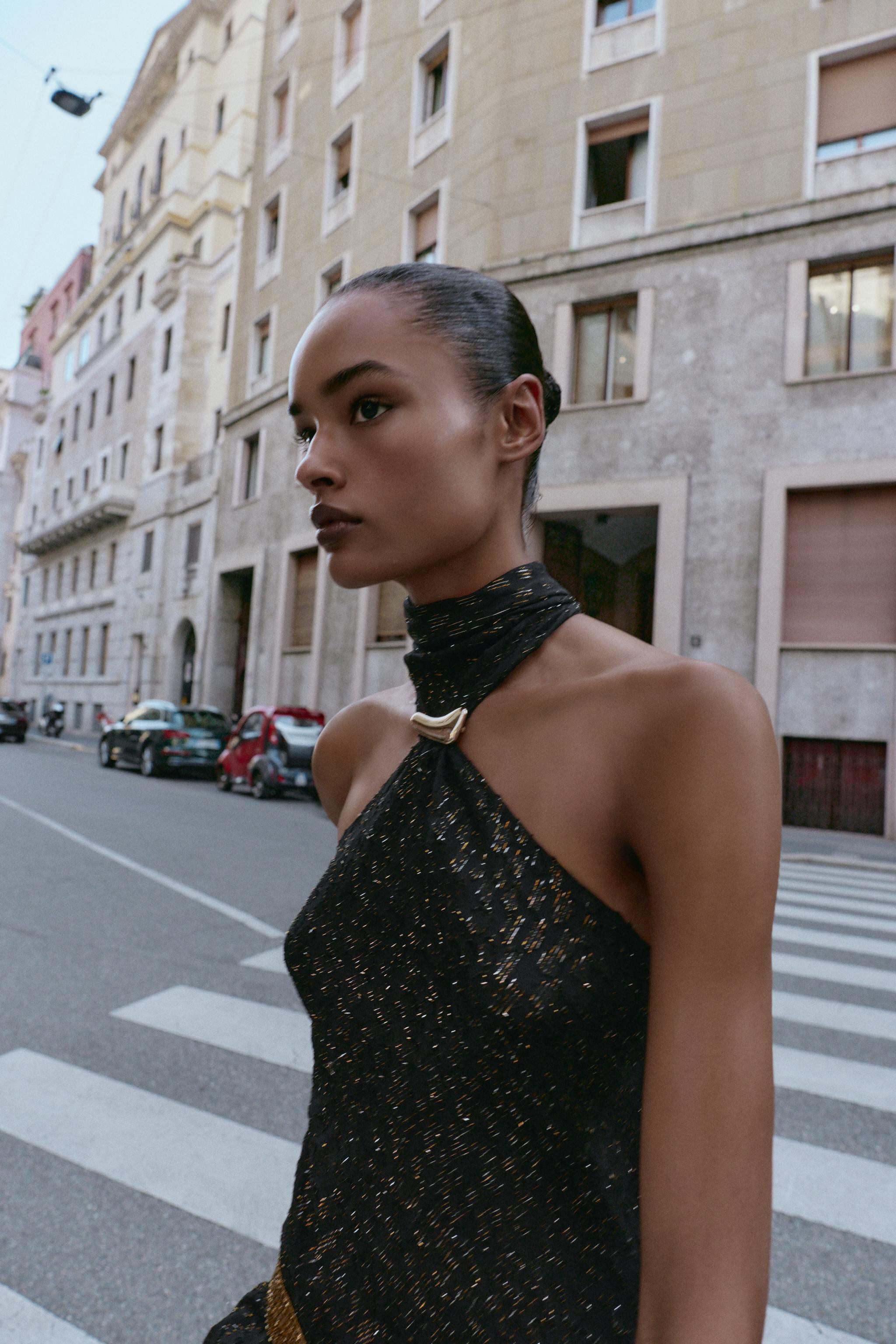 METALLIC THREAD TRIM HALTER TOP | Zara US