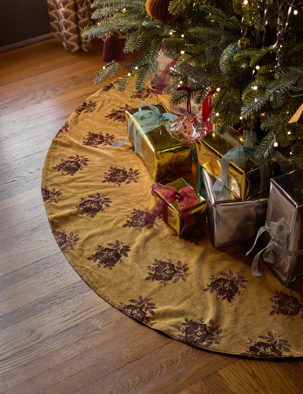 Montreal Velvet Tree Skirt | Lulu and Georgia 