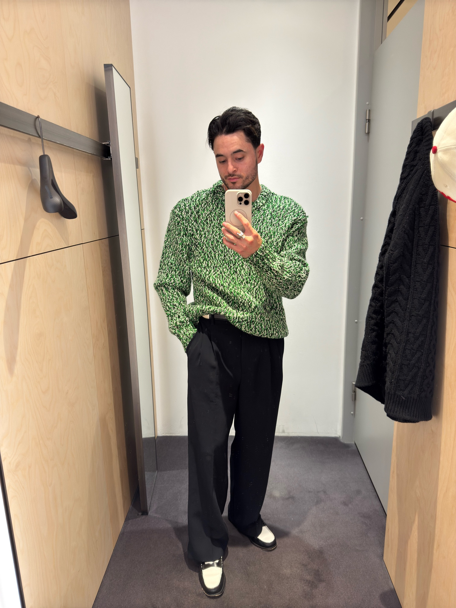 The most beautiful sweater 

#LTKmens #LTKstyletip #LTKSeasonal