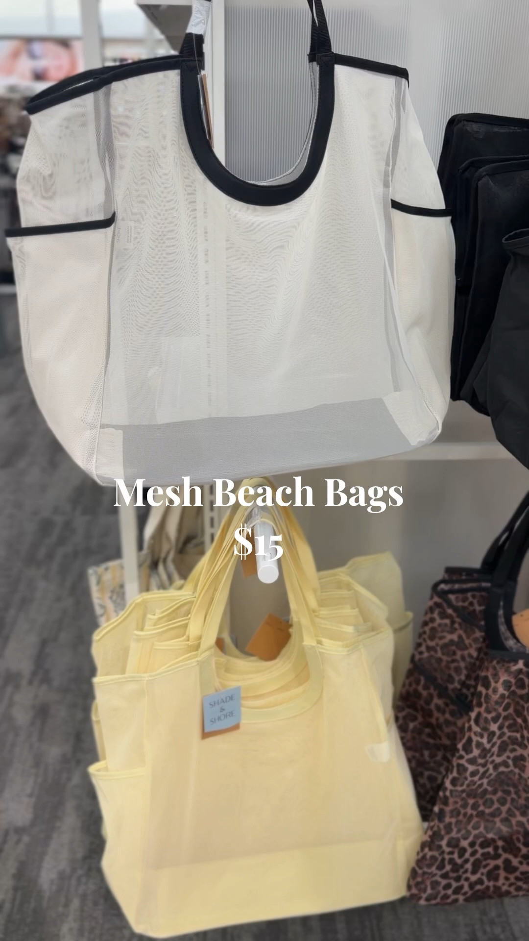 Great for pool days, beach days, boat days, or to give as a gift!

#summeressentials #beachbag