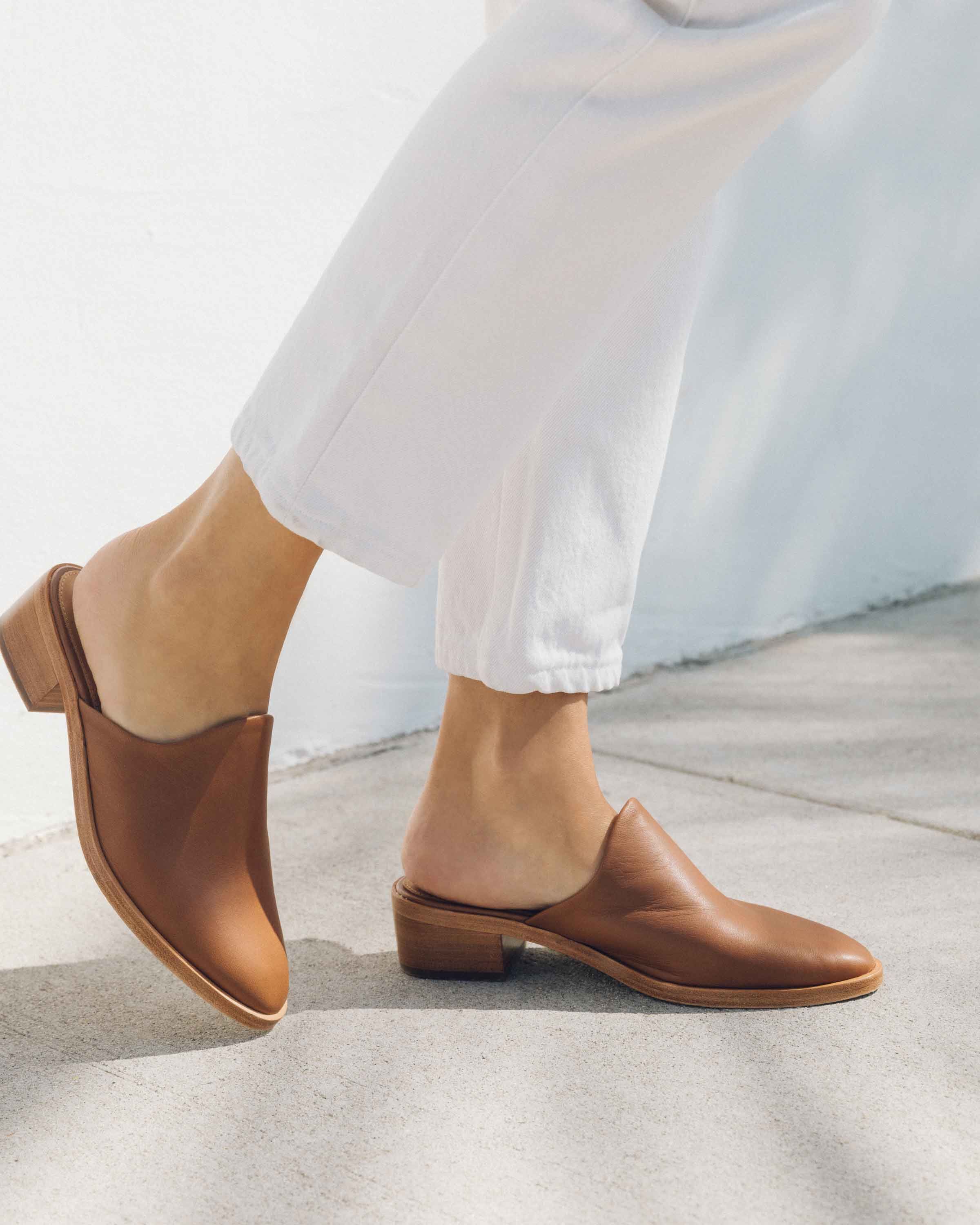 Women's The Venetian Mule - Leather | Soludos