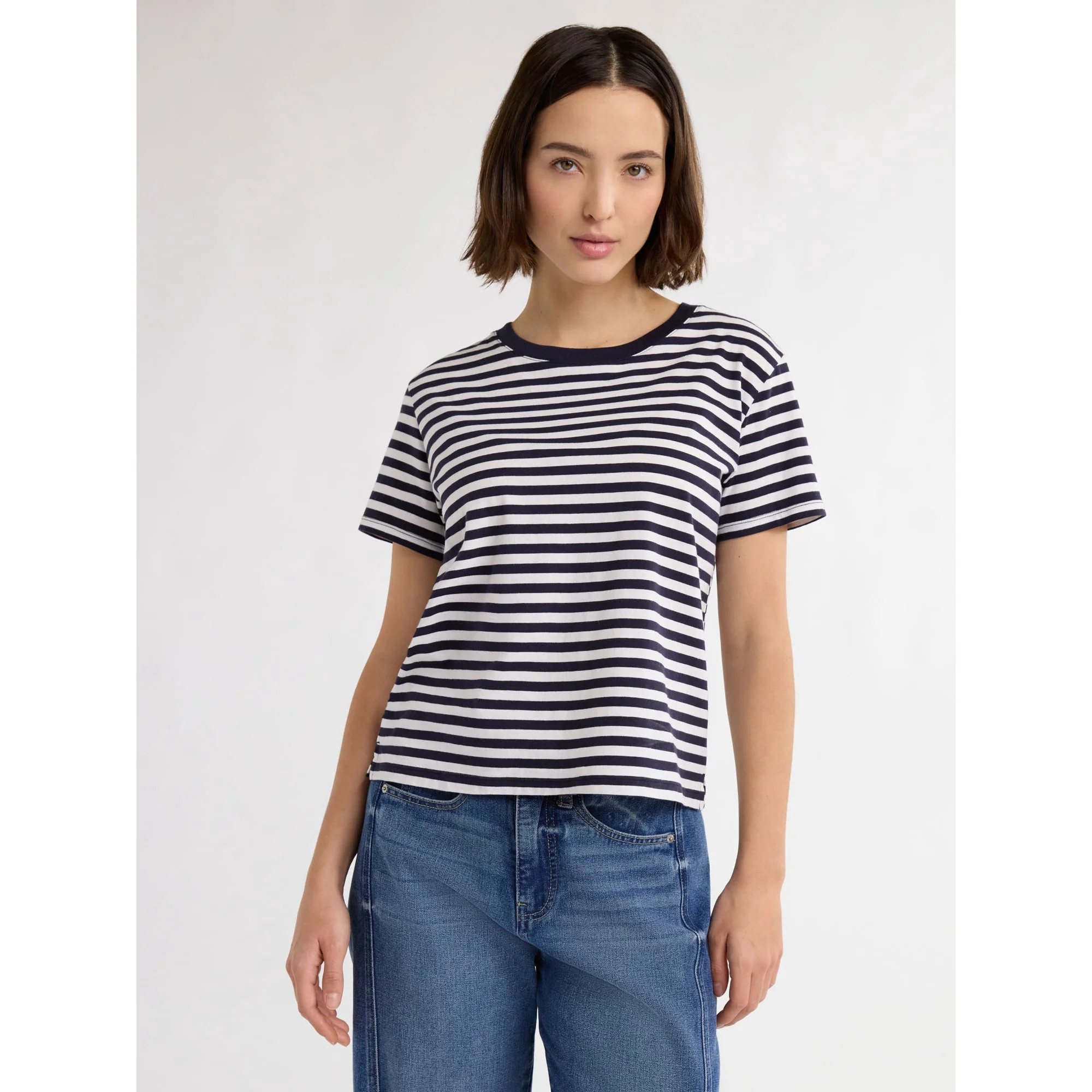 Free Assembly Women's and Women's Plus Cotton Cropped Boxy Tee with Short Sleeves, Sizes XS-4X | Walmart (US)