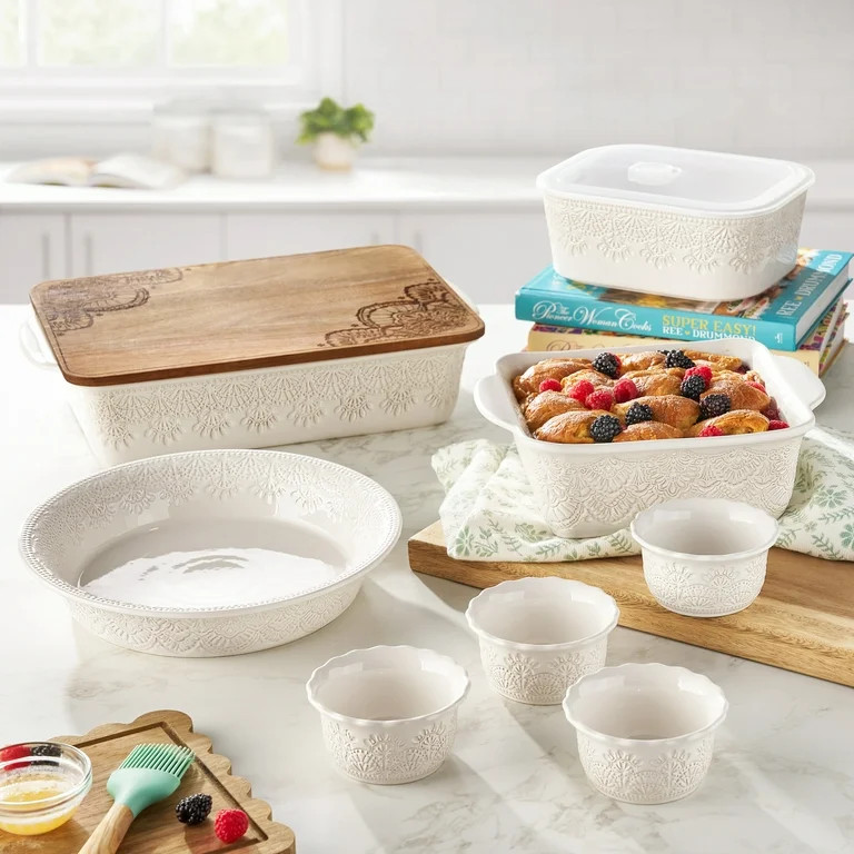 The Pioneer Woman Vintage Lace 10-Piece Ceramic Bakeware and Storage Set,  Linen | Walmart (US)