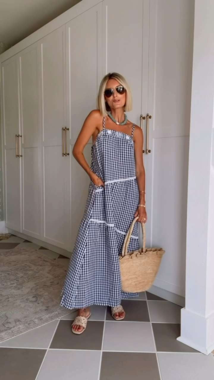 This is such an easy dress to throw on & go this summer! Love the gingham print! Wearing S!

Loverly Grey, Amazon, maxi dress, summer outfit, affordable dress 

 #LTKSeasonal