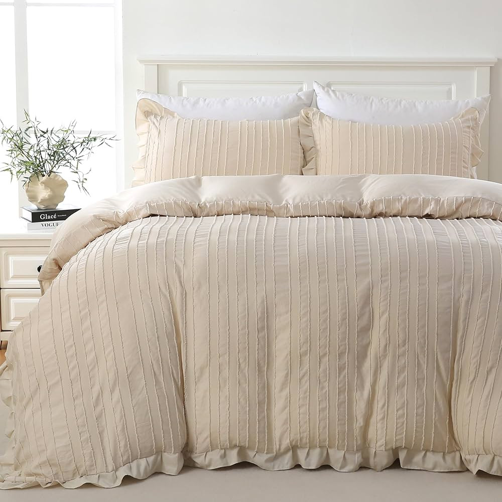 MOVE OVER Cream Tufted Comforter Set Queen Size 3 Pieces Ruffle Design Boho Bedding Set Beige Far... | Amazon (US)