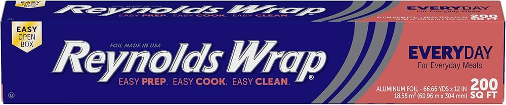 Reynolds Wrap Everyday Strength Aluminum Foil, 200 Square Feet | Amazon (US)