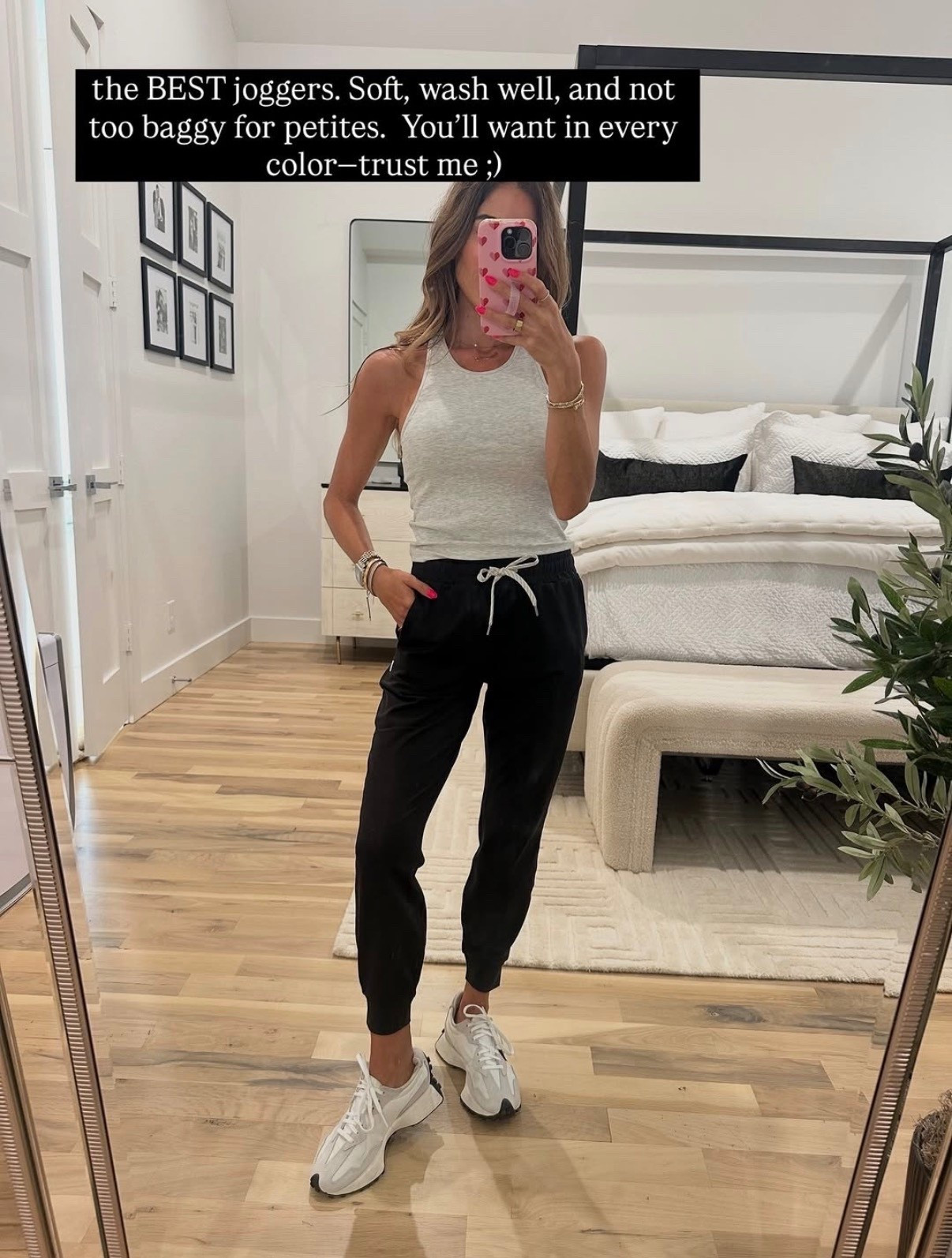 My favorite joggers size xxs ribbed tank size xxs the best sneakers on sale 

#LTKhaul #LTKPetite #LTKspringtrends