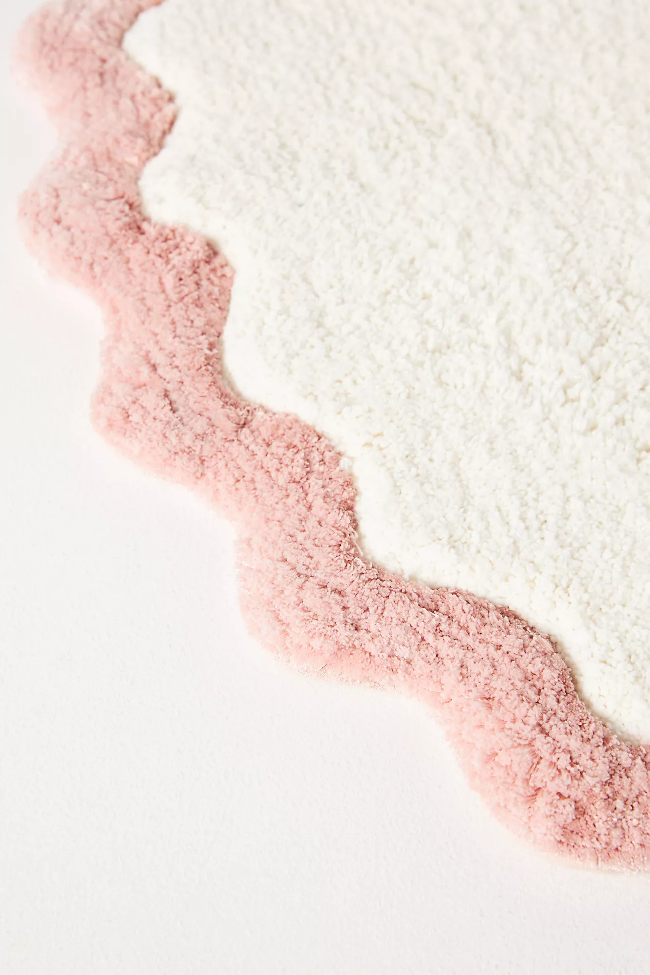 Maeve Scalloped Bath Mat | Anthropologie (US)