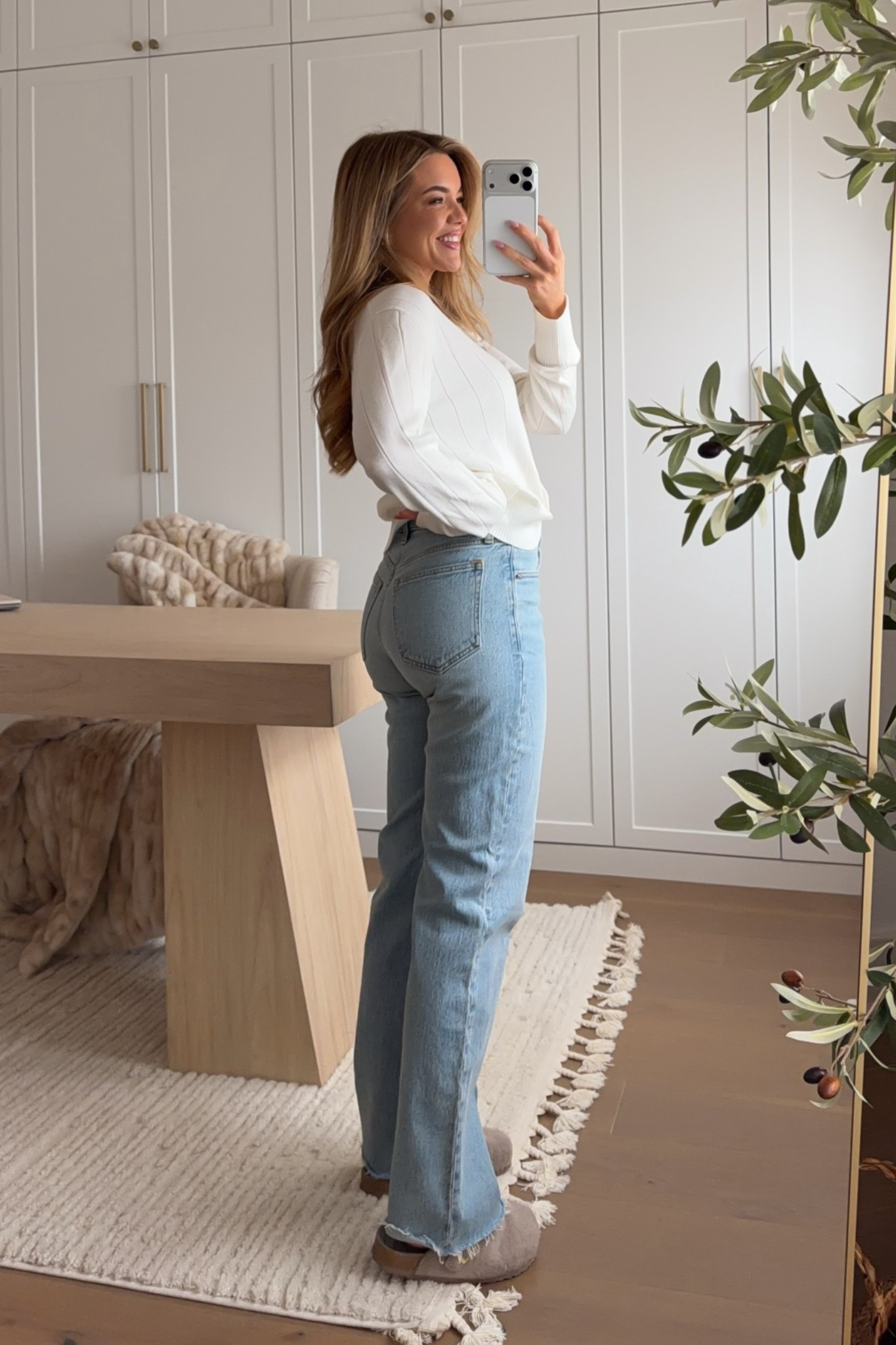 cardigan: xs // jeans: 24 regular (5’3) — my personal fav jeans!