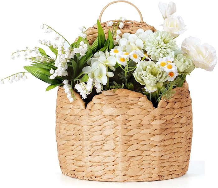 Door Basket Scalloped Hanging Storage Basket,Water Hyacinth Woven Wall Baskets for Front Door Dec... | Amazon (US)
