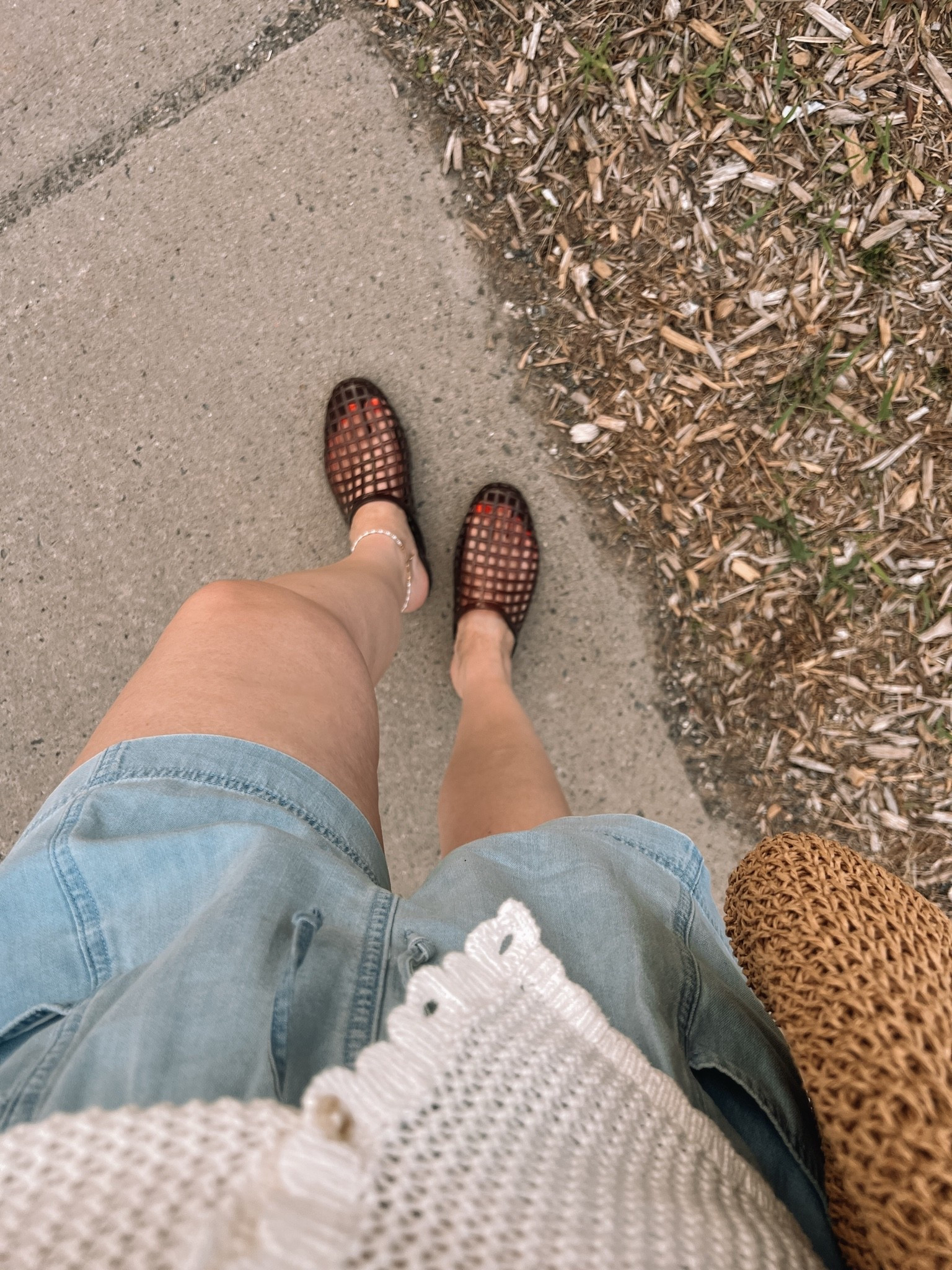 Comfy jelly shoes from Old Navy! I’m a 9.5-10 and wear a 10. Wearing my usual size L in the shorts and crochet top. Canadian Old Navy links are under “similar products”

#LTKsummer #LTKsale #LTKshoes