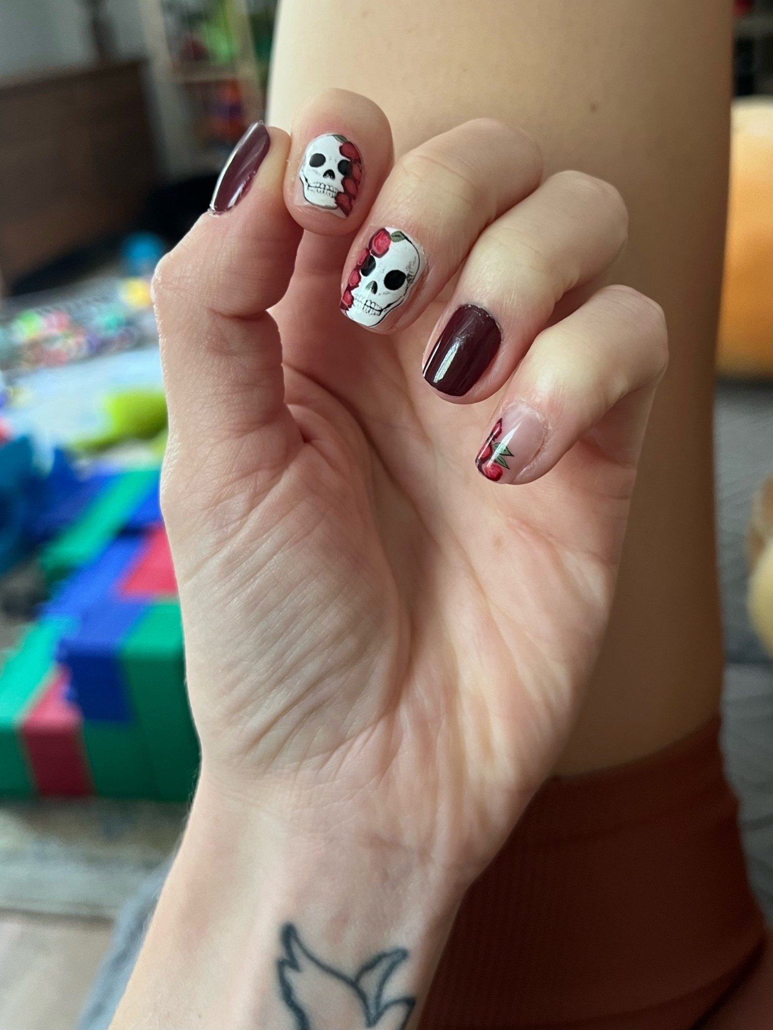 Okay… switching to a different nail glue made all the difference. 🙌 I wasn’t the biggest fan of these press-ons at first, but pairing them with my go-to glue has completely changed my experience. They’re staying put so much better!

Also… can you tell I’m already in my fall/Halloween era? 🍂🎃 These burgundy, skull, and rose details have me counting down until sweater weather. If you’re looking for a fun, affordable seasonal set, I’ve linked everything here—including the glue that made them work for me!

#LTKBeauty #PressOnNails #FallNails #HalloweenNails #AffordableBeauty #NailFinds

#LTKselfcare #LTKSaleAlert #LTKBeauty