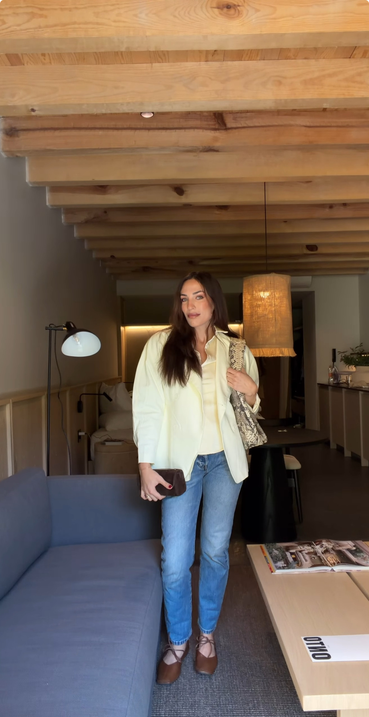 Loving this outfit to feel elegant yet casual, specially both bags 🤍 

 #LTKootd #LTKU #LTKFindsUnder100