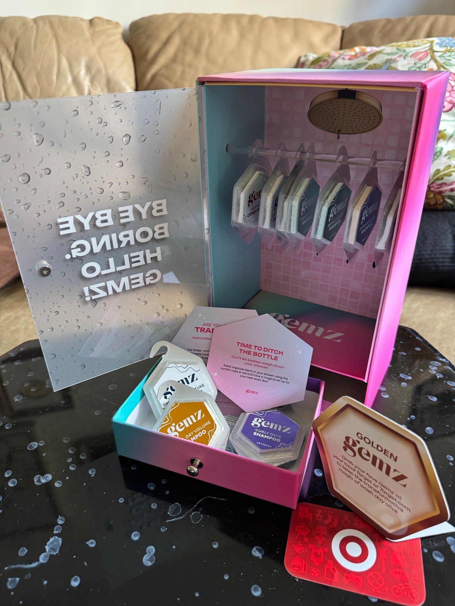 Single use shampoo & conditioner “pods”! Just add water. So good for travel 

#LTKFindsUnder50 #LTKTravel #LTKBeauty