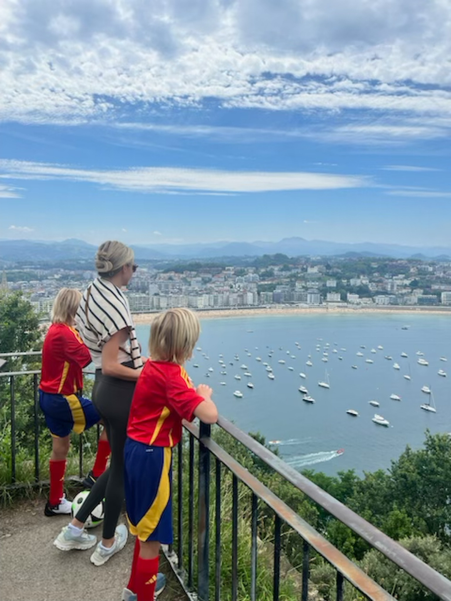 Hiking look in Spain 

#LTKStyleTip #LTKOver40 #LTKActive