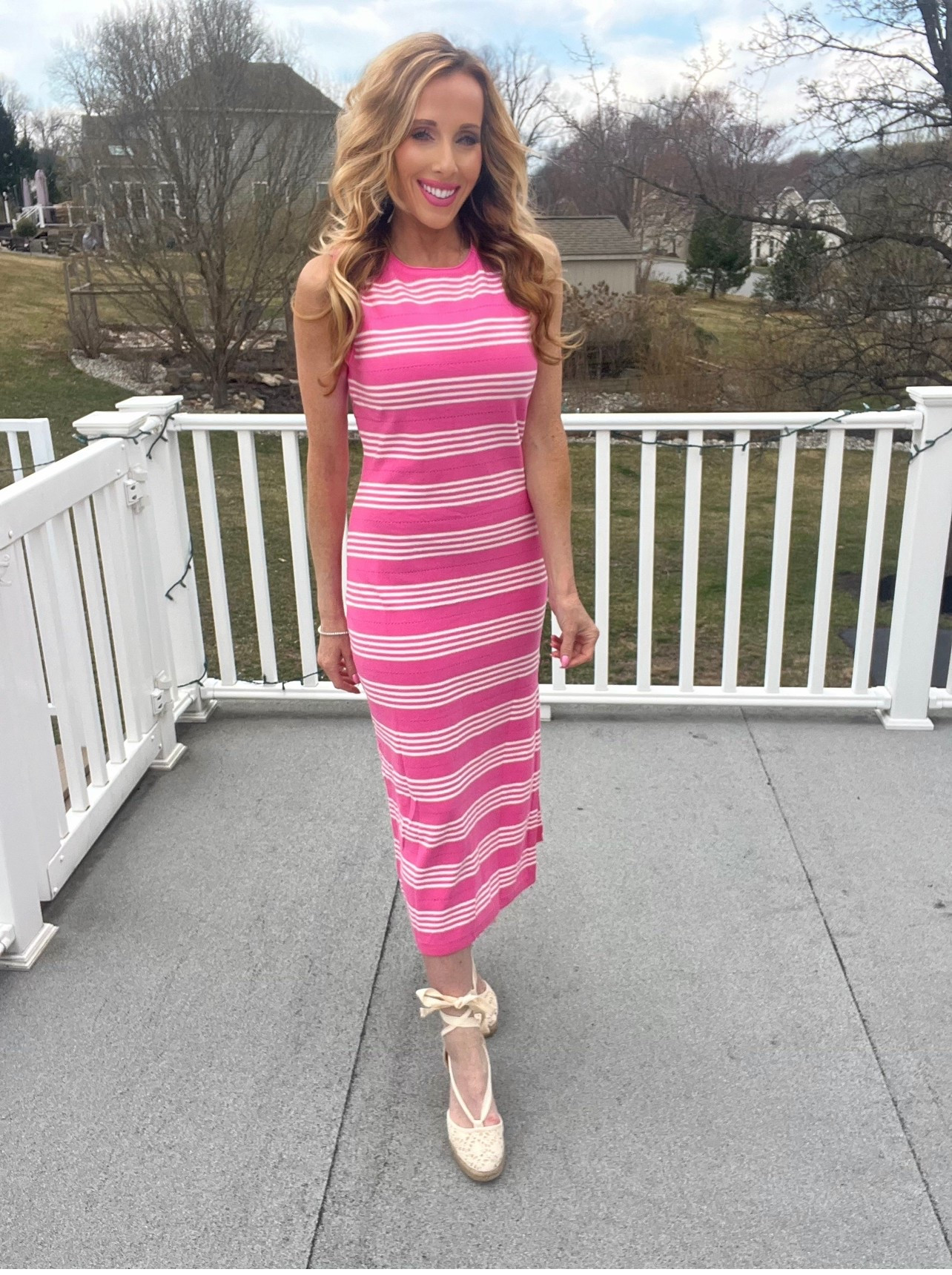 Pretty pink striped midi dress 🌸💕🌺

#LTKStyleTip #LTKFindsUnder100 #LTKBeauty