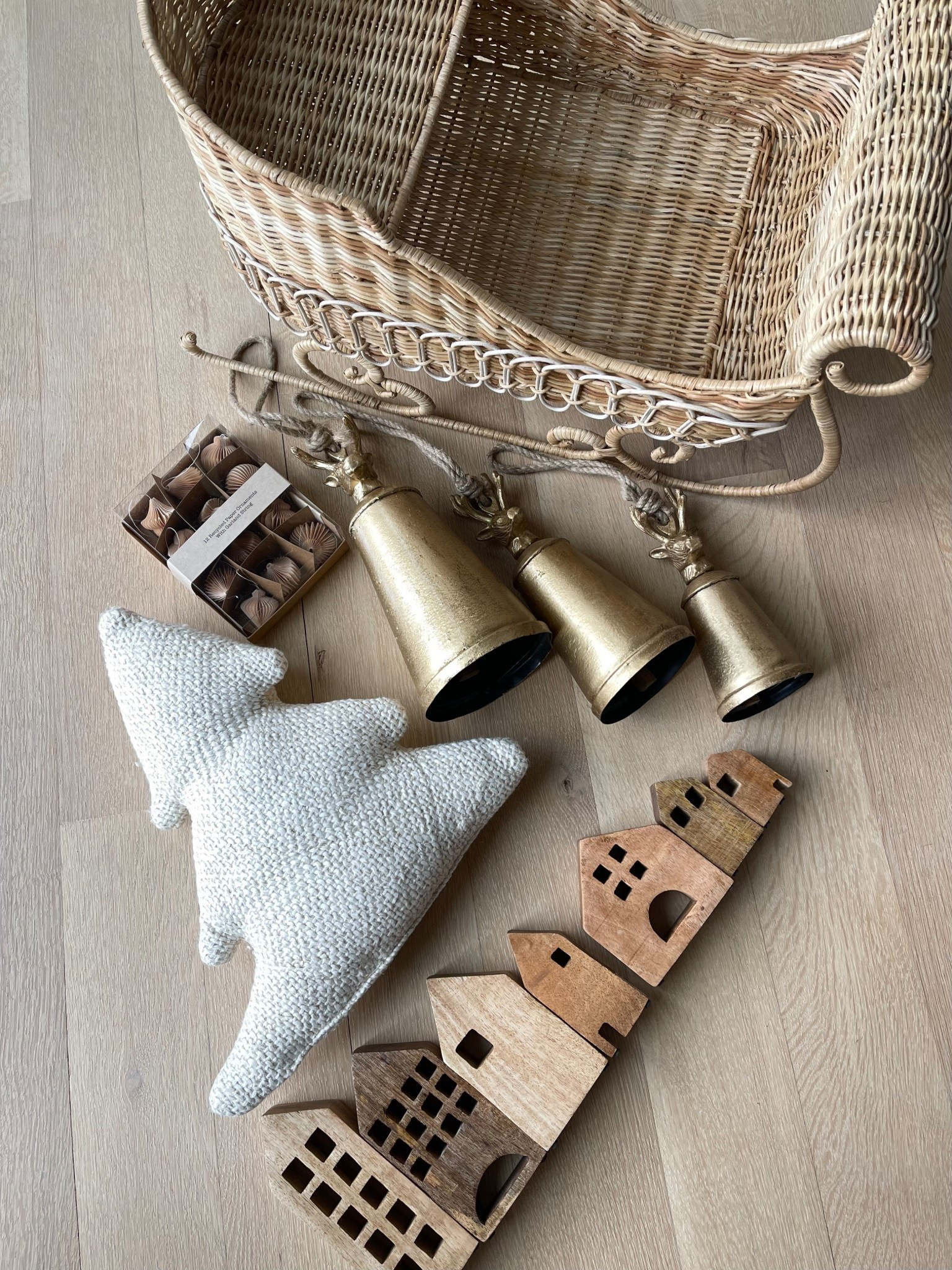  @Wayfair Christmas favorites! Up to 80% off + free shipping for Way Day 10/26 - 10/29 #WayDay #Wayfair #WayfairPartner 

#LTKSaleAlert #LTKHoliday #LTKHome