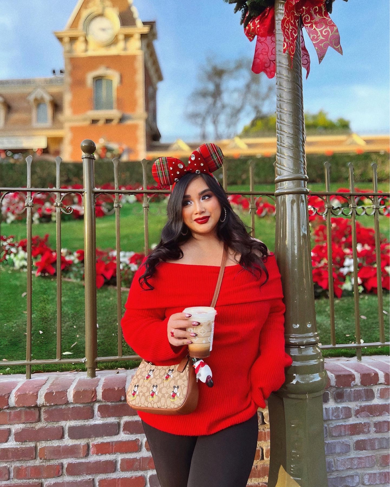 left you on red 💋❣️🌹🧣

#LTKGiftGuide #LTKHoliday #LTKSeasonal