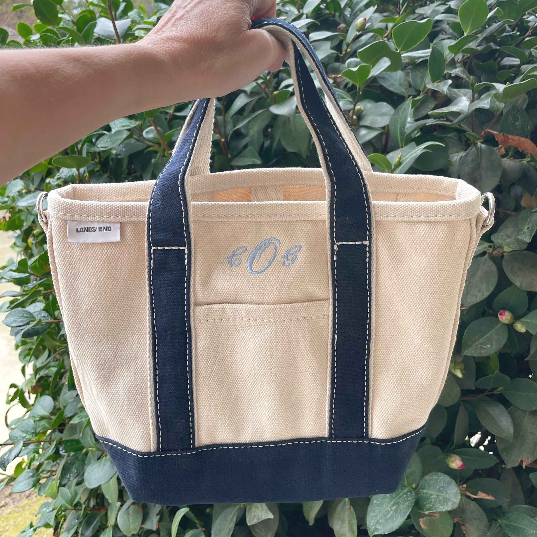 The cutest little mini tote bag 🙌 sometimes you need tote in a mini 💃🏻 love how you can customize it with initials 😍 aaaaand it’s still under $50 🎉 easy to pack making it great for travel and beach days 💕

#LTKFindsUnder50 #LTKFindsUnder100 #LTKTravel