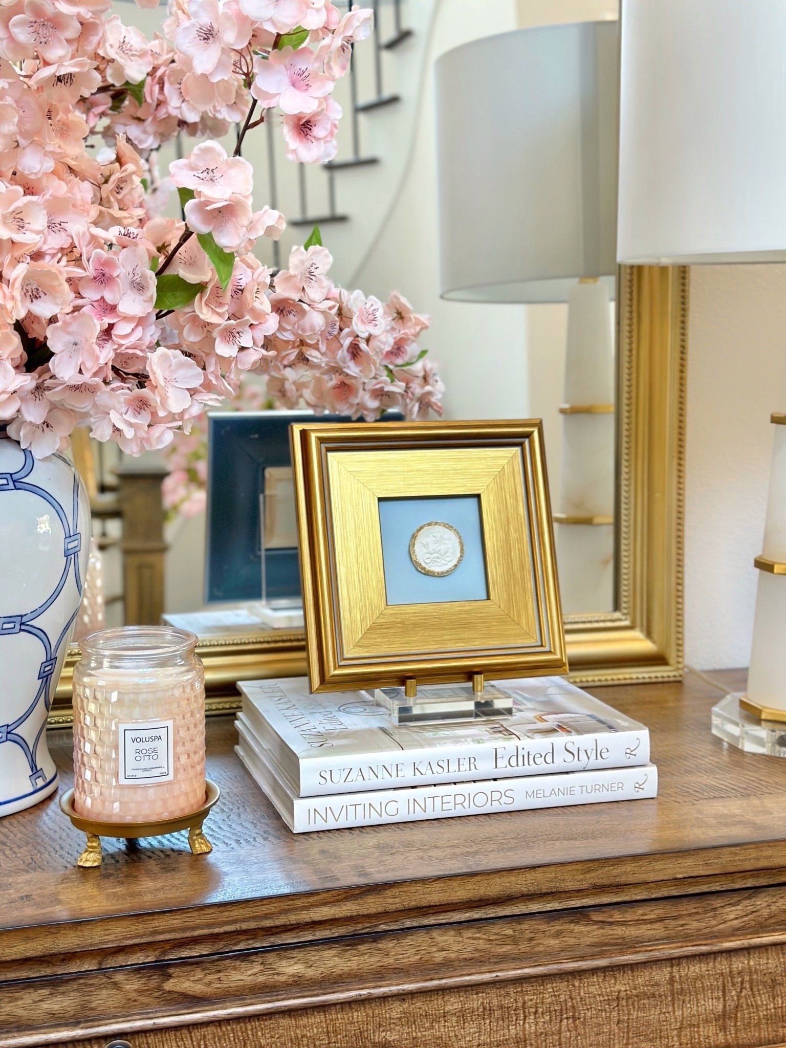 Amazon finds rose candle 
