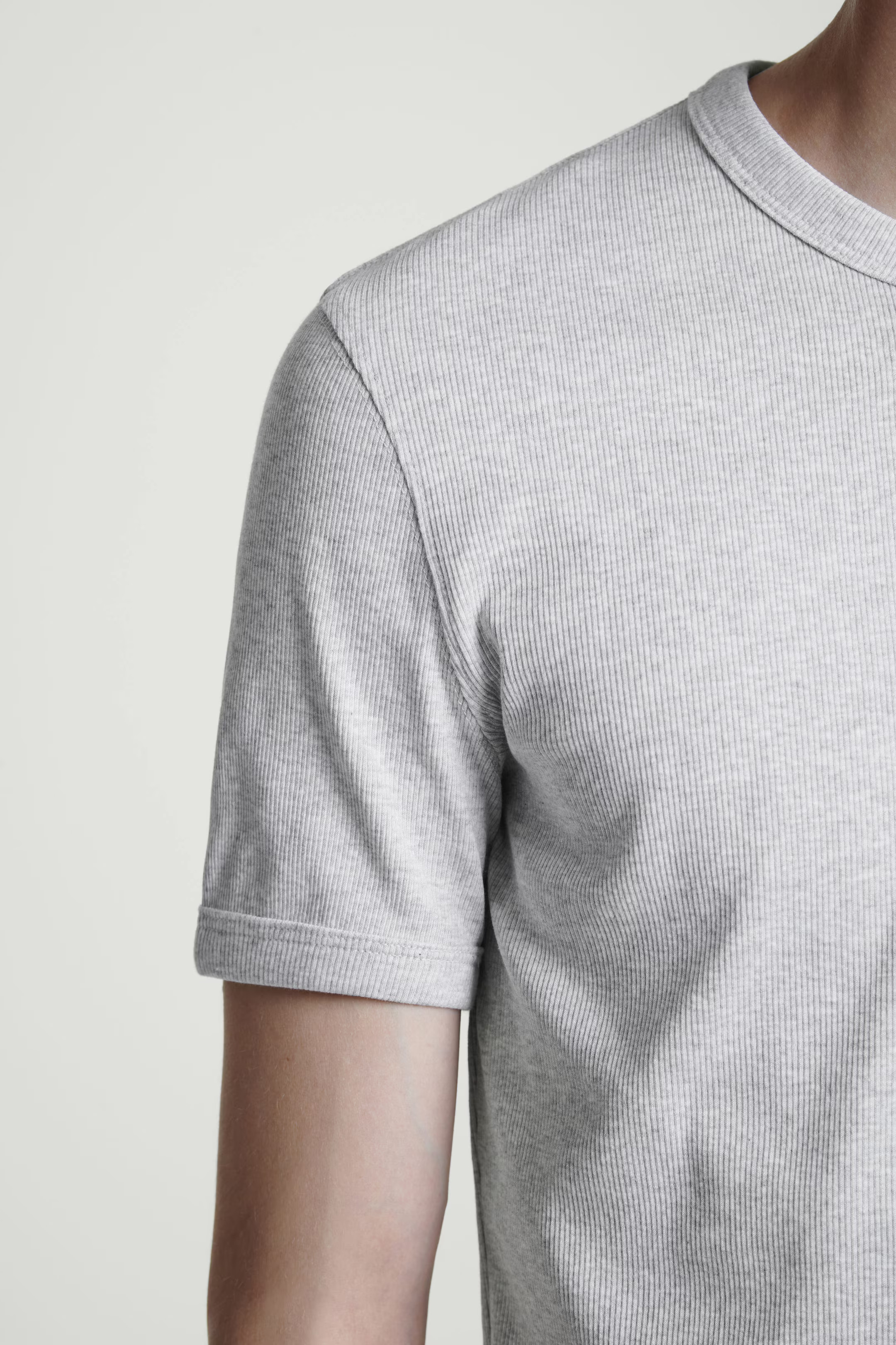 SLIM RIBBED COTTON T-SHIRT - LIGHT GRAY | COS | COS (EU)