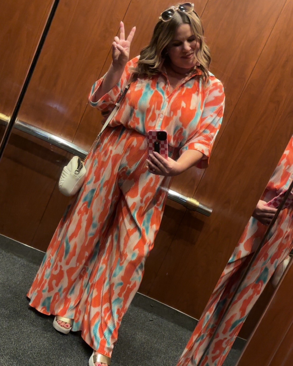 The jumpsuit of the season! Work vibes 🩷
