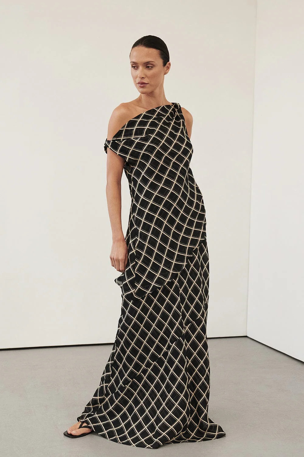 ARLINGTON BLACK TWIST TOP | DISSH