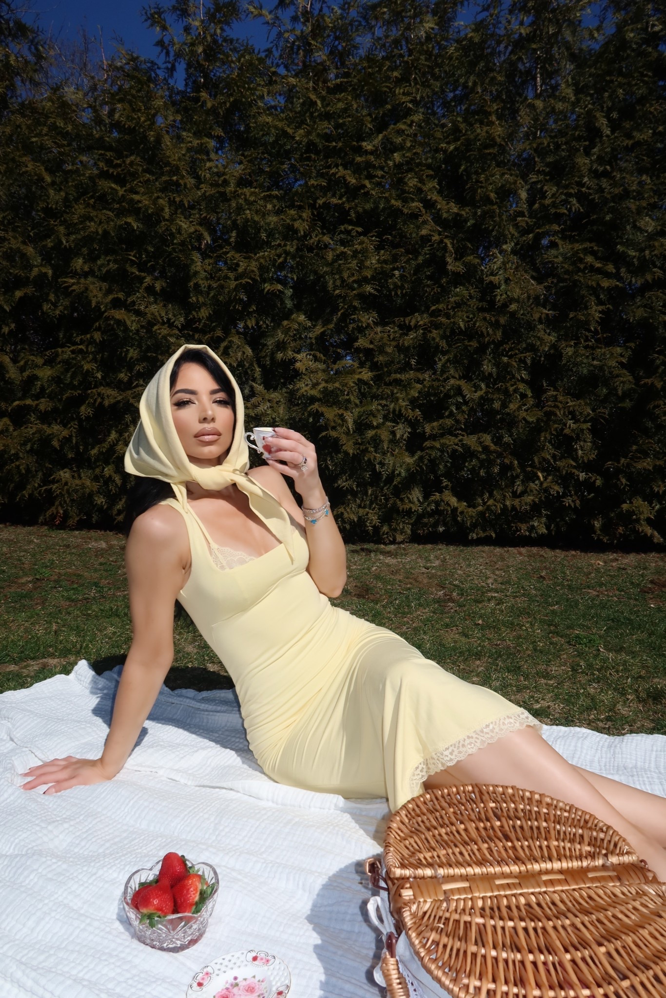 @Oh Polly #ohpolly #springoutfits #easter #midi #yellow #picnic

#LTKootd #LTKgrwm