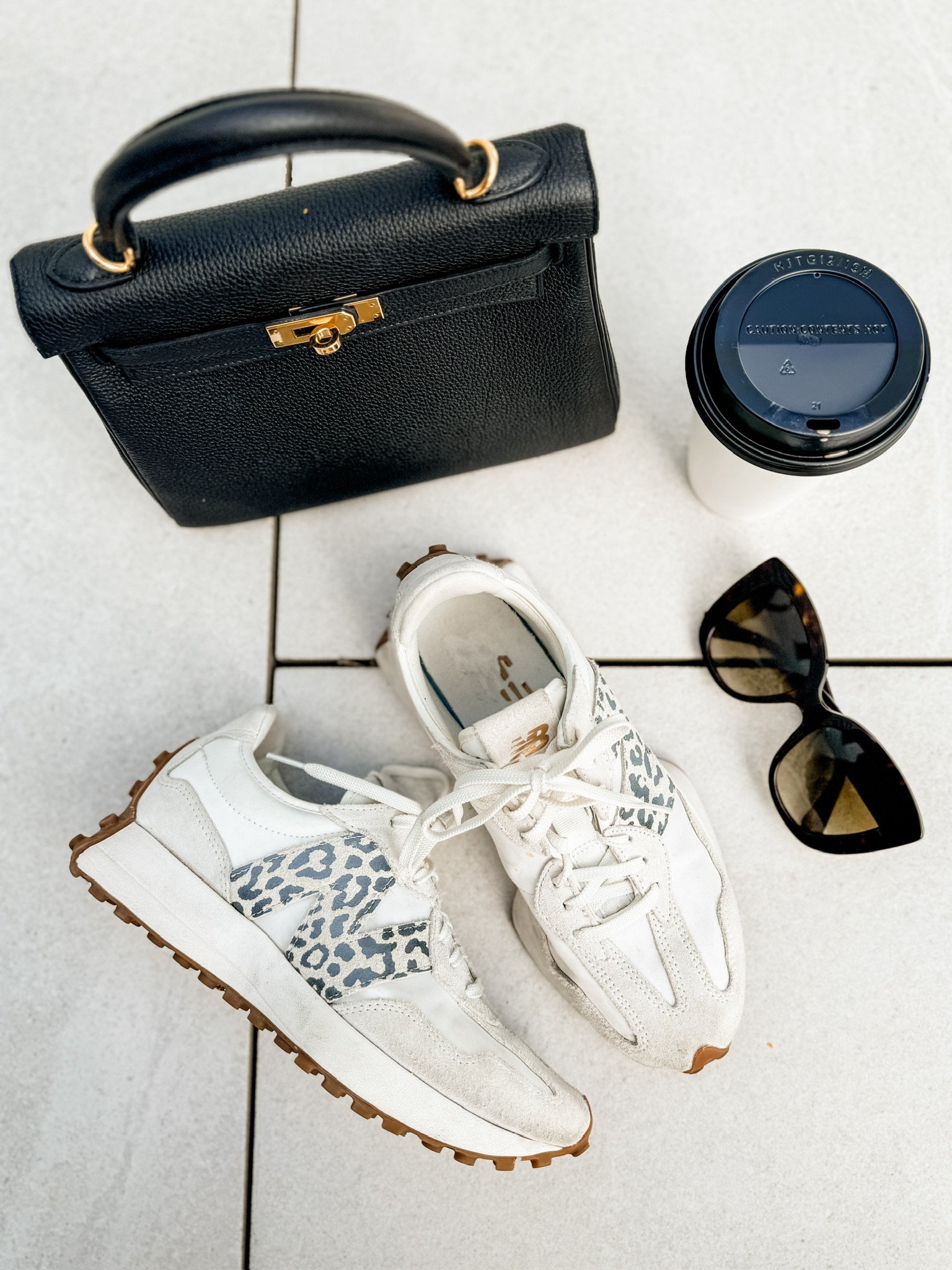 These sneakers just restocked in the last month! One of my favorite color ways of these new balance sneakers - obsessed with the cheetah print! 

Loverly Grey, new balance sneakers, cute sneakers, 327 new balance 

#LTKShoeCrush #LTKStyleTip