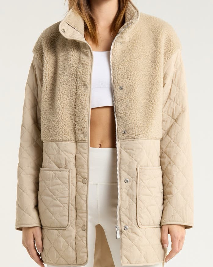 Jacket 
Quilted jacket 
Leggings 


#LTKfitnessgoals #LTKFindsUnder100 #LTKGiftGuide