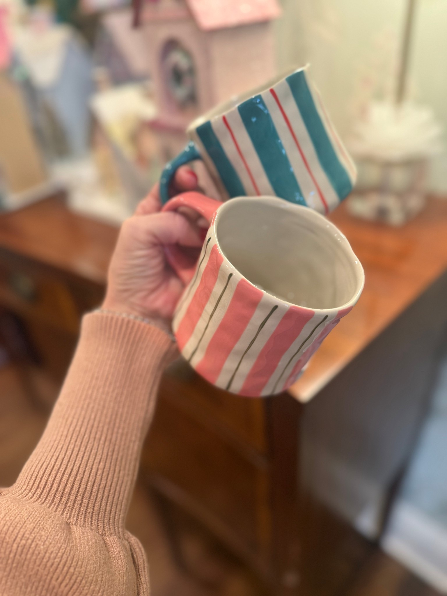 OBSESSED with these coffee mugs! such a great gift and will be here before christmas 

#LTKHoliday #LTKGiftGuide