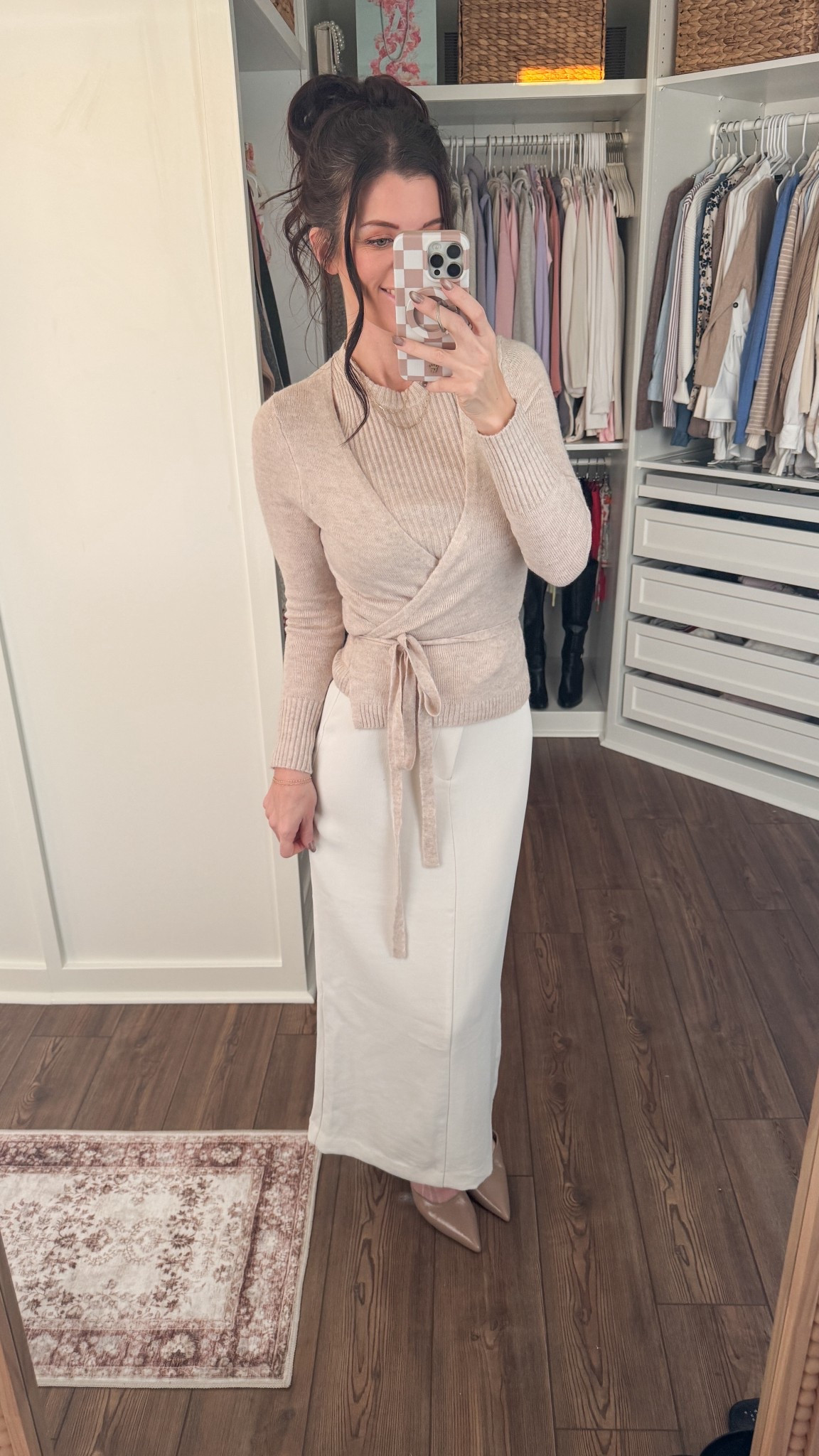 Love a good neutral work fit 🤍

5’7 | 130
Sweater: XS
Skirt: XS

#LTKFindsUnder50 #LTKWorkwear #LTKSaleAlert