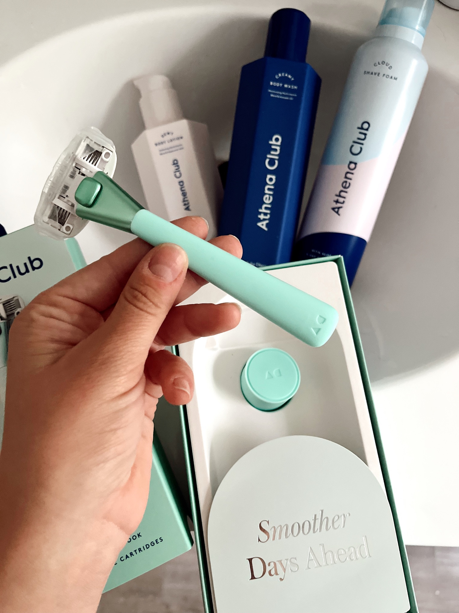 Athena Club Razor with magnetic cling & refill cartridges! Under $10!

#LTKbeauty #LTKFind #LTKswim