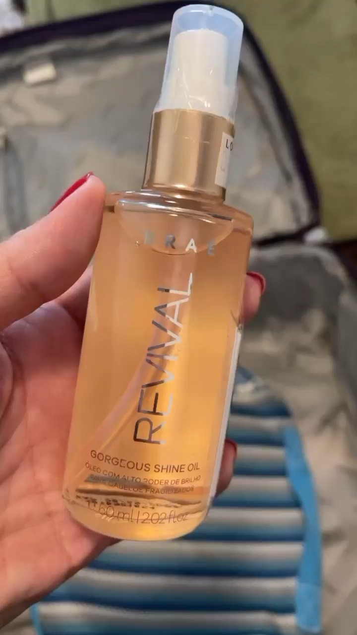 Óleo Revival da Brae, pq não dá para pensar em viagem e ficar dias sem hidratar o cabelo.  

#LTKbeauty #LTKbrasil