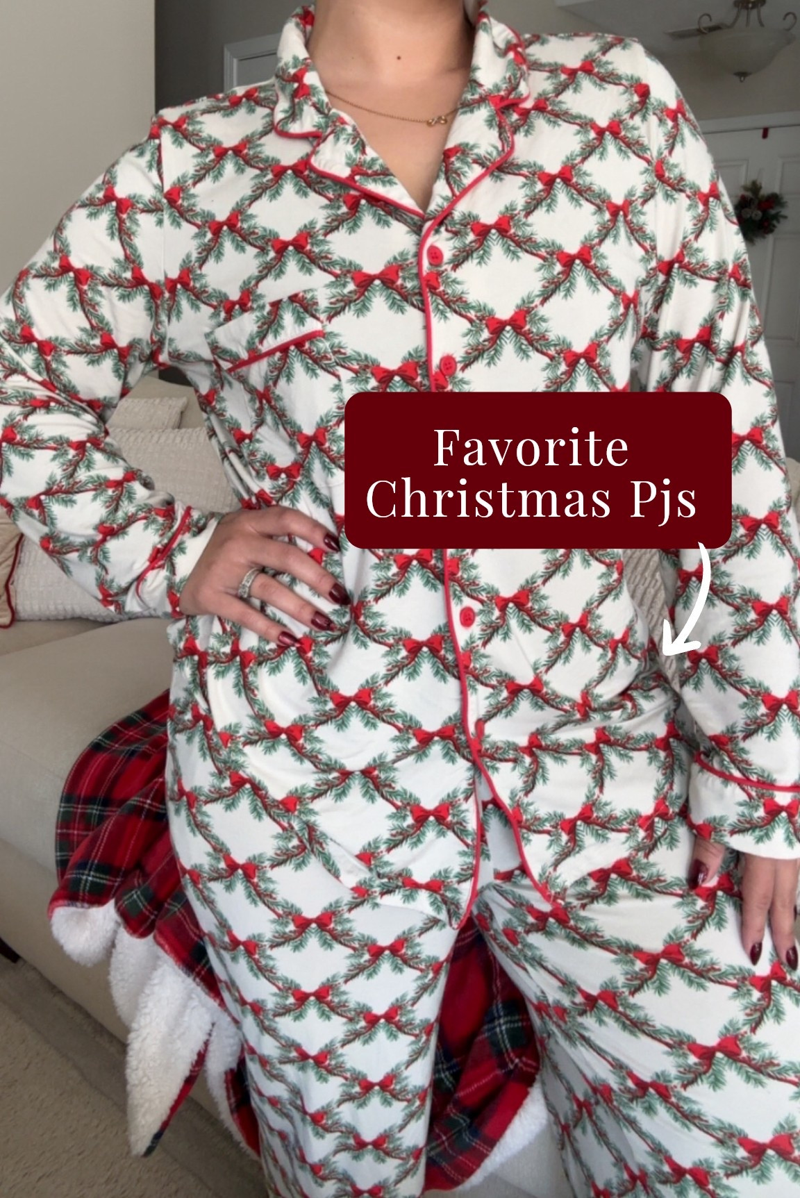 Bamboo Long-Sleeved Women's Pajama Set in Holiday Bow

#LTKHoliday #LTKGiftGuide #LTKSeasonal