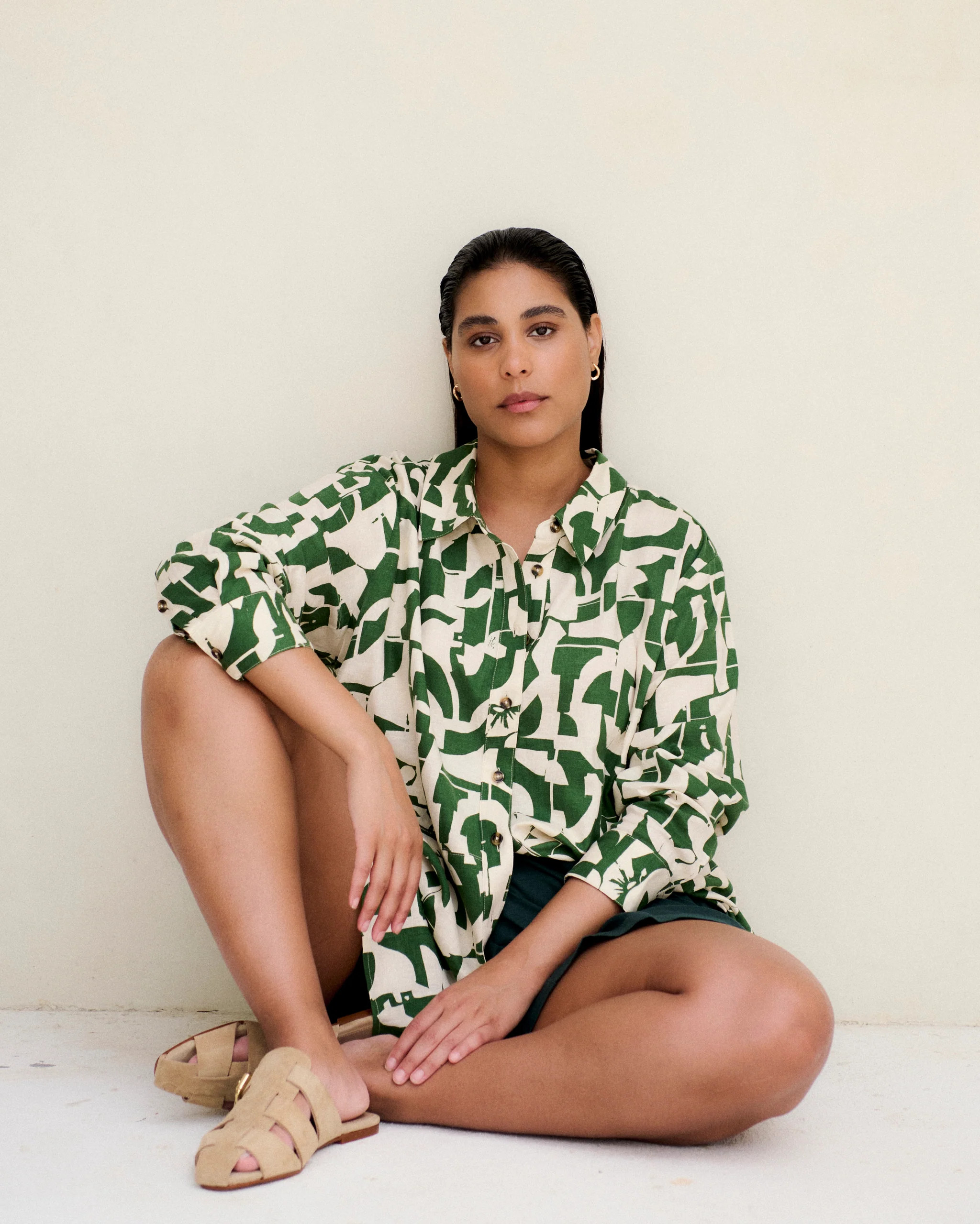 Dawn Linen Hi Low TunicHedge Maze Print | Universal Standard