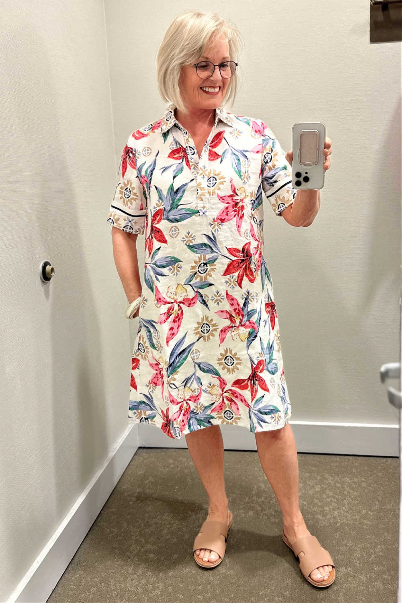 Chico’s popover linen dress, true to size.

#LTKStyleTip #LTKSeasonal #LTKOver40