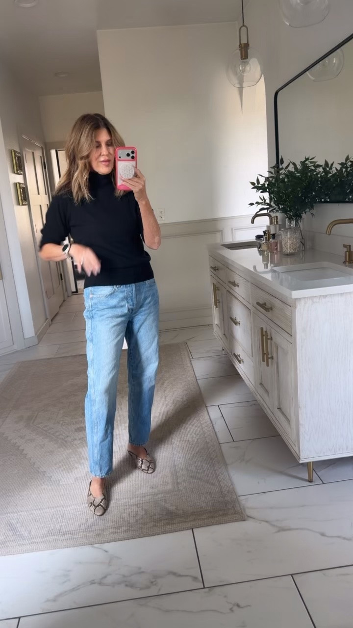 Mid rise  loose boyfriend Jean. If between sizes size down. I’m 5’6 wearing the regular length in light wash size 4 so good

#LTKMidsize #LTKOver40 #LTKootd