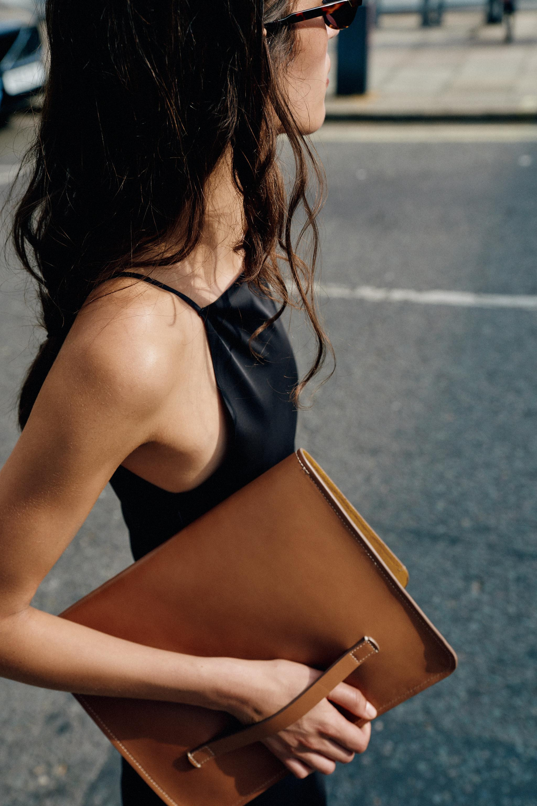 LEATHER IPAD CASE | Zara US