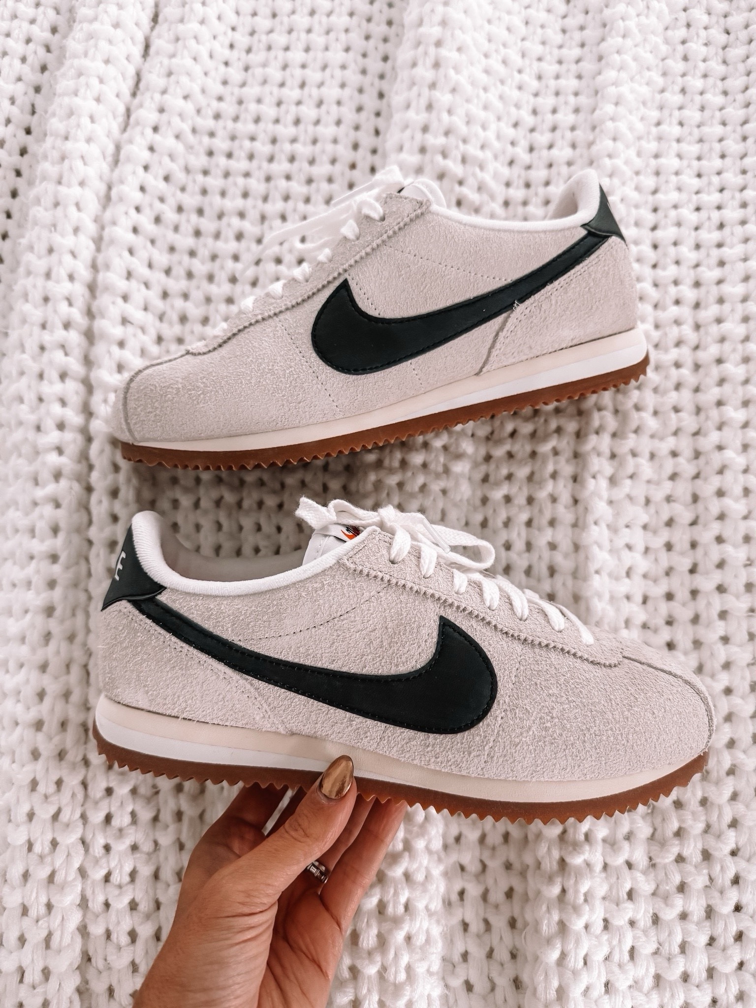 My sneaker obsession for fall 🍂 Runs tts and SO comfy!!

#LTKSeasonal #LTKStyleTip #LTKShoeCrush