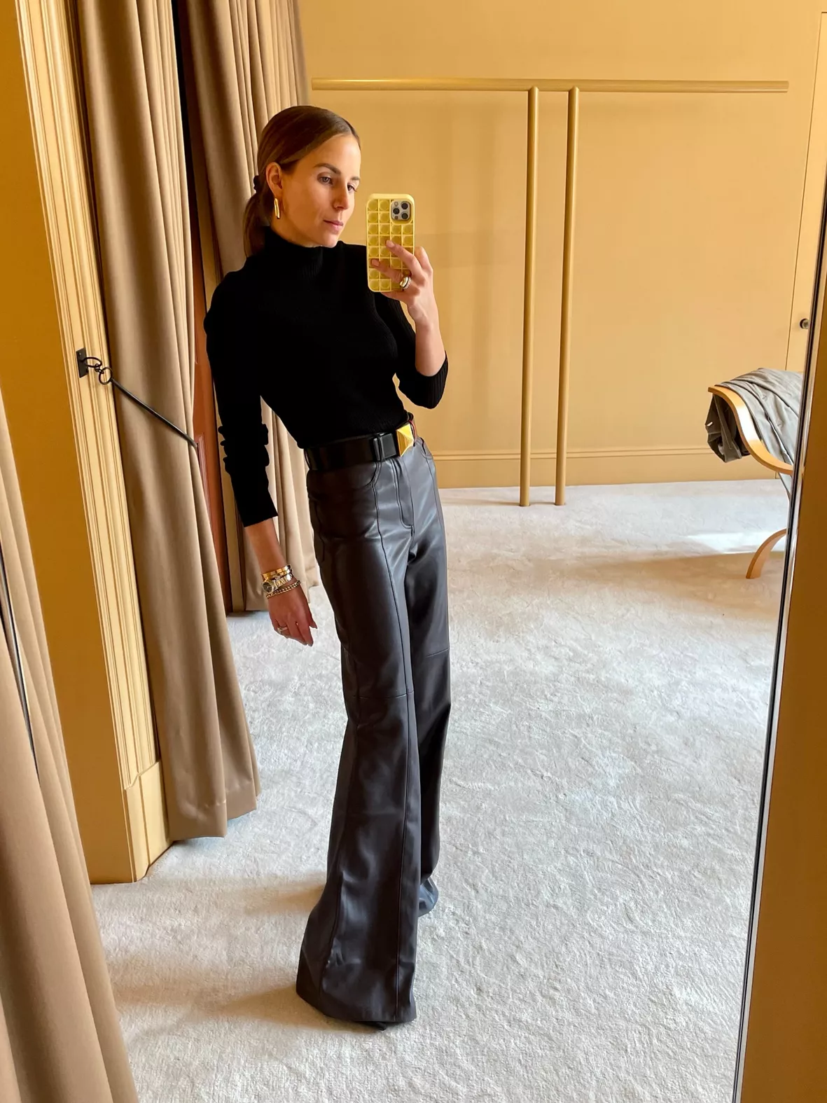 Search: leather trousers woman (21) curated on LTK